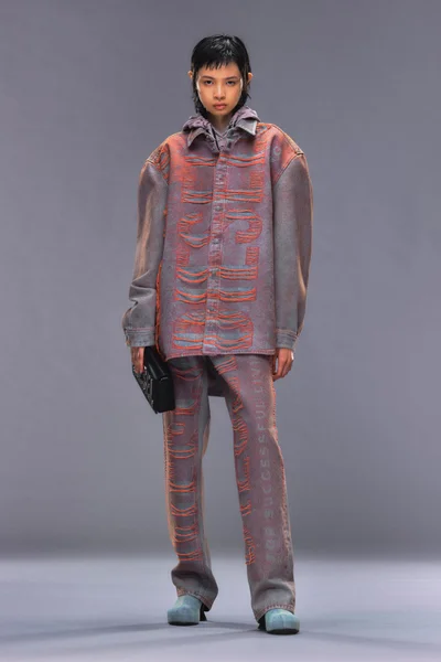 Look 36